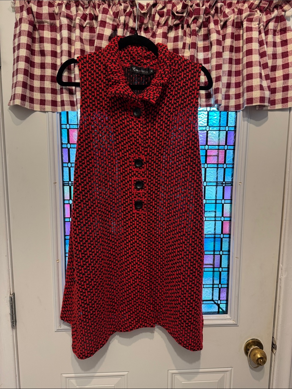 Avenue Red and Black Sleeveless Shift Dress